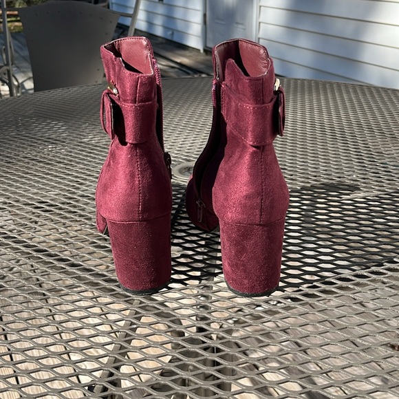 Diba Heeled Ankle Booties - Picture 4 of 6